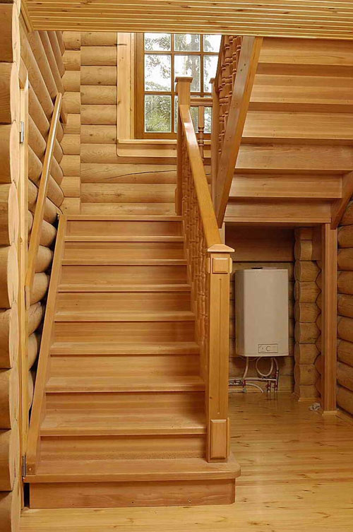 Делаем лестницу в деревянном доме